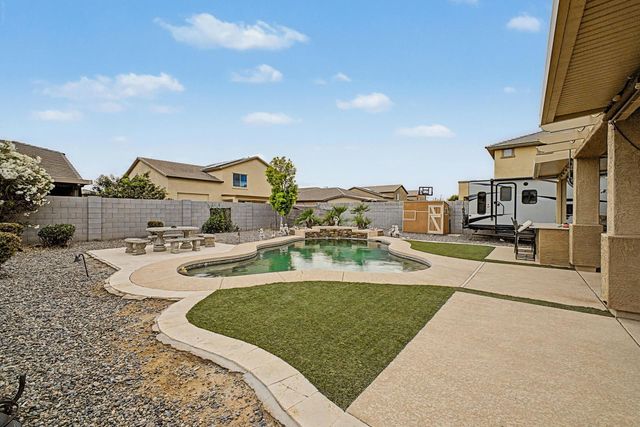18235 W Ida Lane, Surprise, AZ 85387