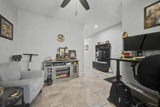 18235 W Ida Lane, Surprise, AZ 85387