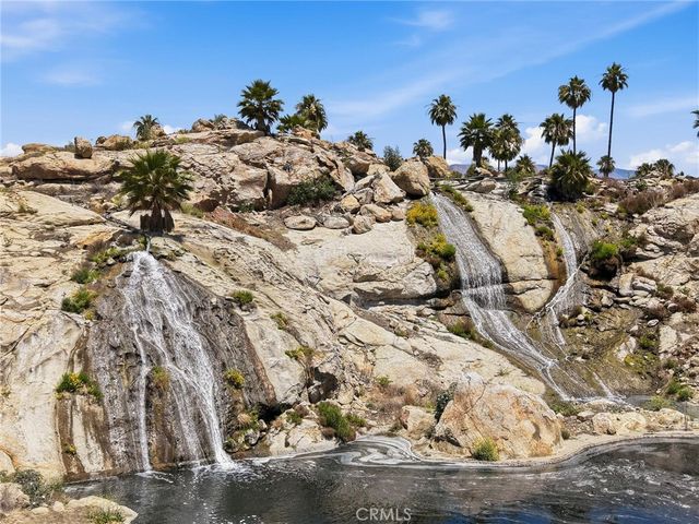 5001 W Florida 104, Hemet, CA 92545