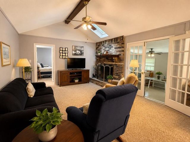 412 Red Fox Run, Summerville, SC 29485