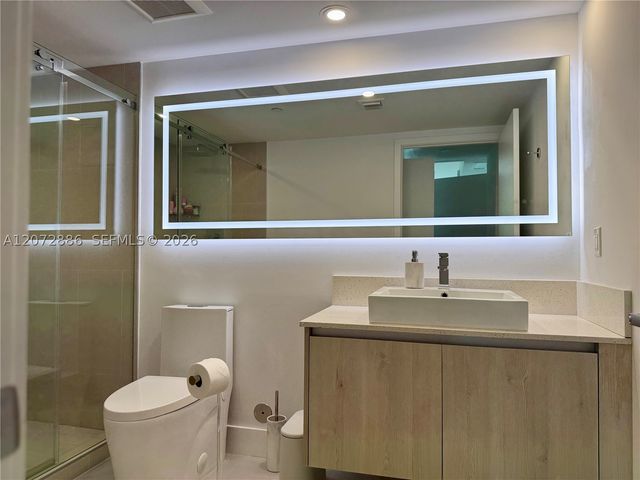 13800 Highland Dr 307, North Miami Beach, FL 33181