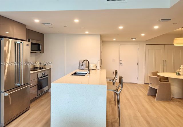 13800 Highland Dr 307, North Miami Beach, FL 33181