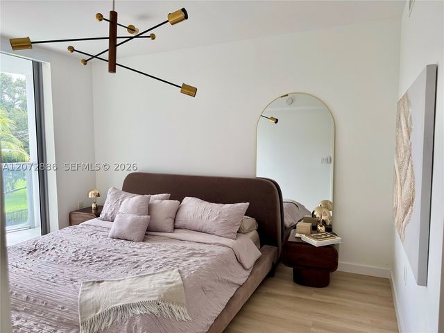 13800 Highland Dr 307, North Miami Beach, FL 33181