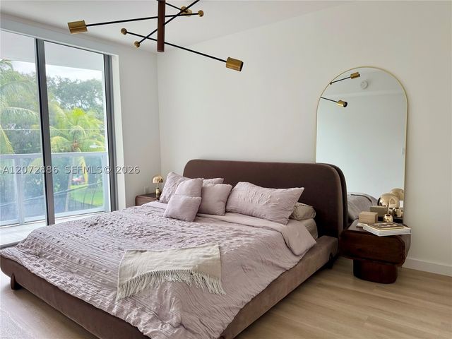 13800 Highland Dr 307, North Miami Beach, FL 33181