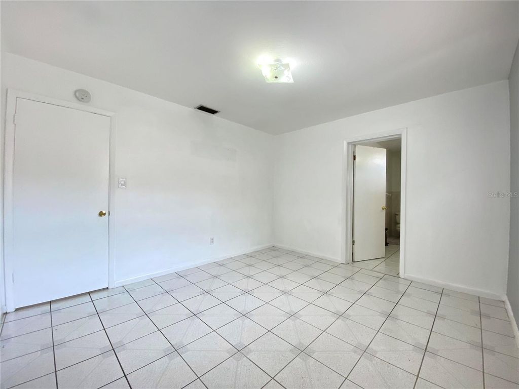 Image 5 of property listing at 3112 W TAMPA BAY BOULEVARD, Tampa, FL 33607