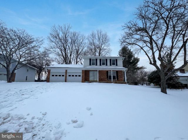 114 APPLEWOOD CT, Hamilton, VA 20158