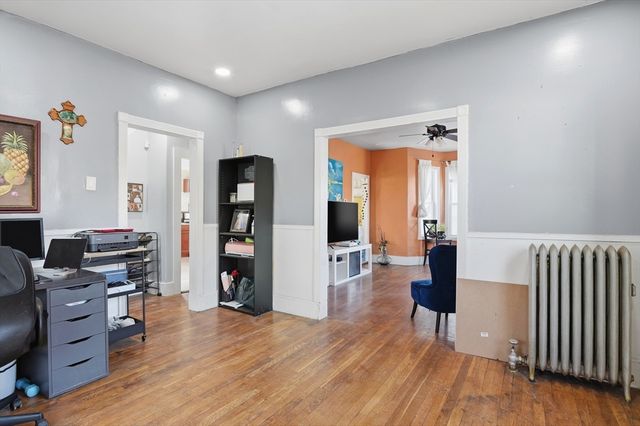 5 Ripley Place, Worcester, MA 01610