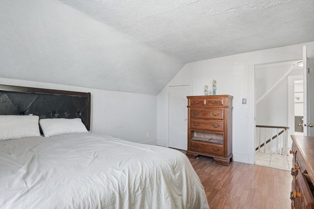 5 Ripley Place, Worcester, MA 01610