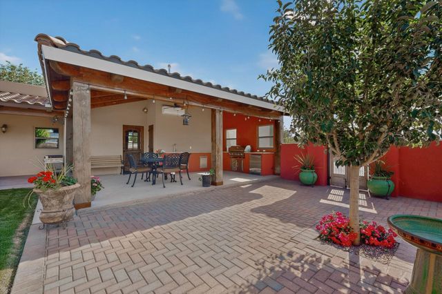 503 Camino Espanol NW, Albuquerque, NM 87107