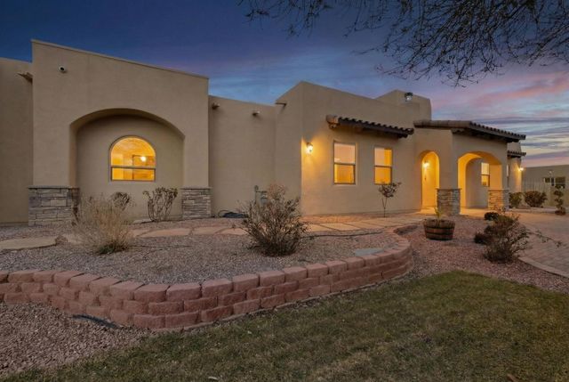 503 Camino Espanol NW, Albuquerque, NM 87107