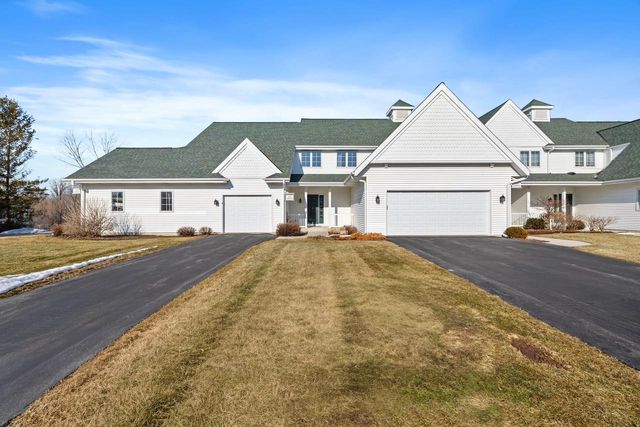 513 Otto WAY, Elkhart Lake, WI 53020