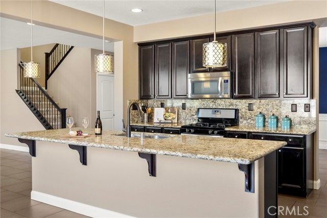 15996 Cascade, Fontana, CA 92336