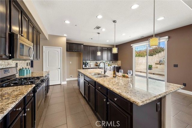15996 Cascade, Fontana, CA 92336