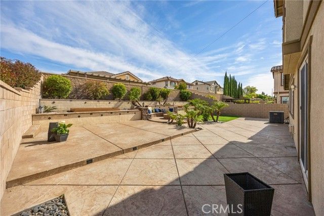 15996 Cascade, Fontana, CA 92336