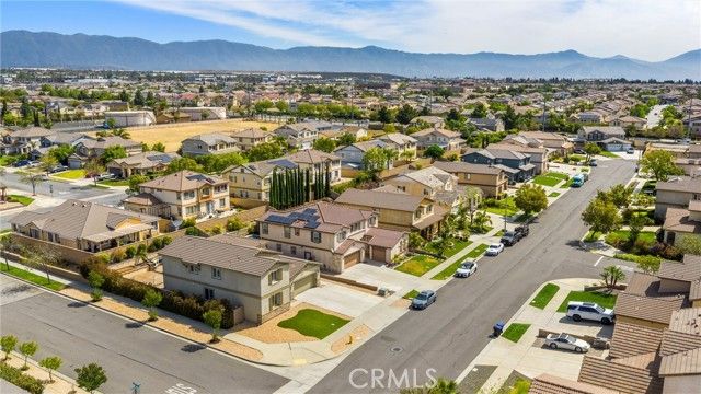 15996 Cascade, Fontana, CA 92336