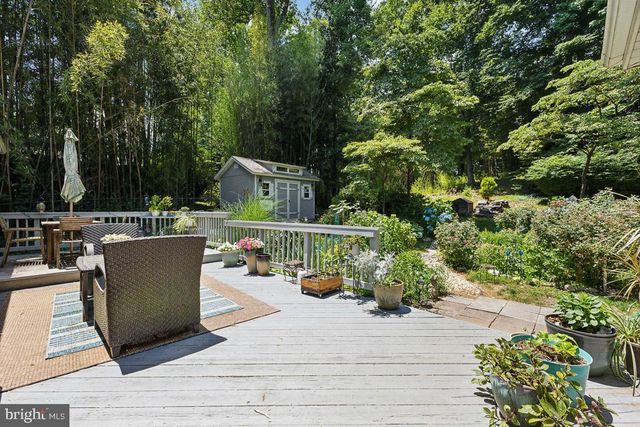 1506 WOODACRE DR, Mclean, VA 22101