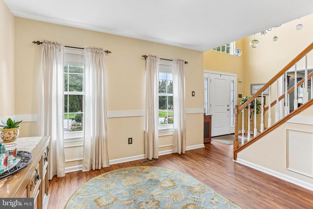 1204 WOODSVIEW DR, Garnet Valley, PA 19060