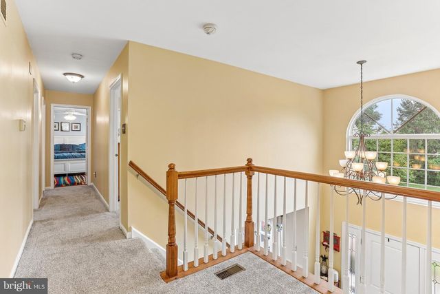1204 WOODSVIEW DR, Garnet Valley, PA 19060