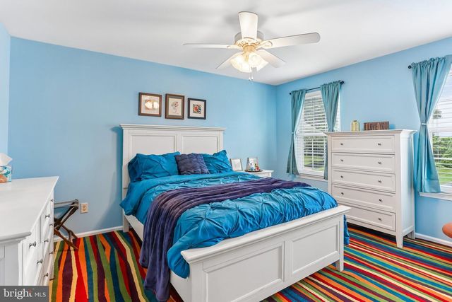 1204 WOODSVIEW DR, Garnet Valley, PA 19060