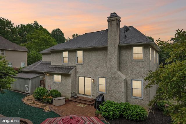 1204 WOODSVIEW DR, Garnet Valley, PA 19060