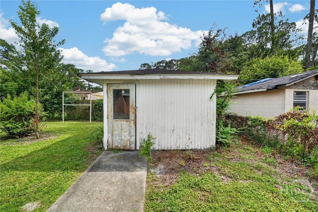 2211 Walz Drive, Savannah, GA 31404