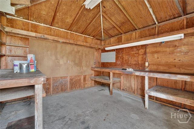 2211 Walz Drive, Savannah, GA 31404