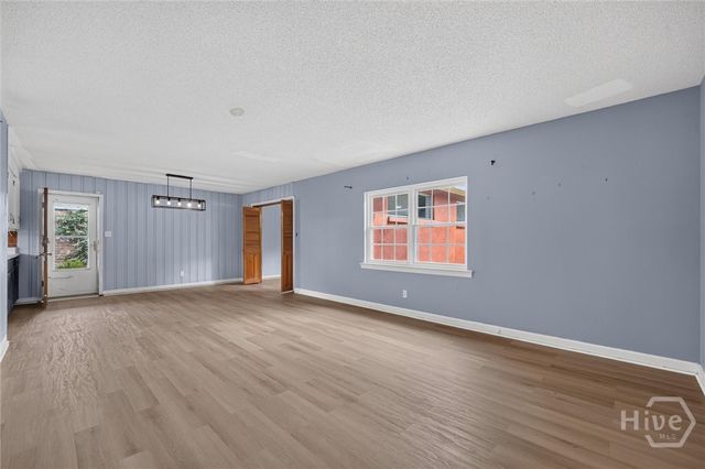 2211 Walz Drive, Savannah, GA 31404