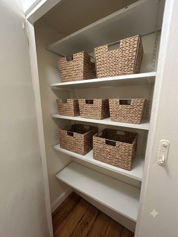 97-2 Court St 2, Newton, MA 02458