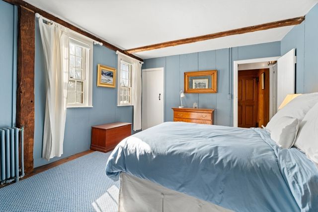 139 Walpole St, Dover, MA 02030