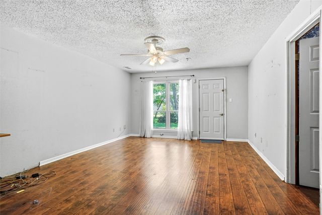 35 Hickory Hills Boulevard, Hickory Creek, TX 75065