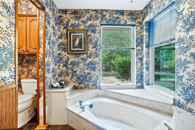 35 Hickory Hills Boulevard, Hickory Creek, TX 75065