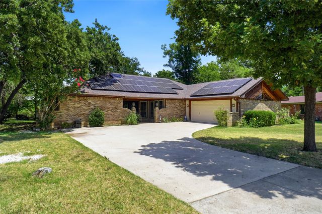 35 Hickory Hills Boulevard, Hickory Creek, TX 75065