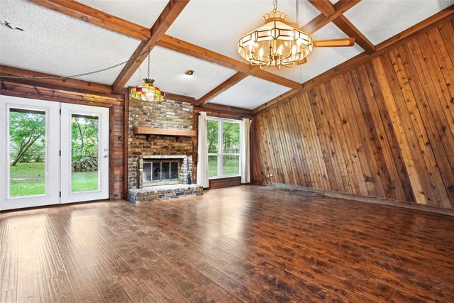 35 Hickory Hills Boulevard, Hickory Creek, TX 75065