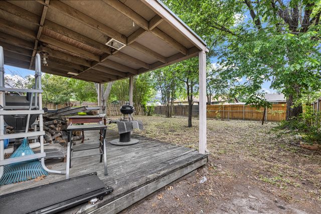 433 Rollingridge Lane, Garland, TX 75043