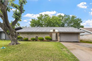 433 Rollingridge Lane, Garland, TX 75043