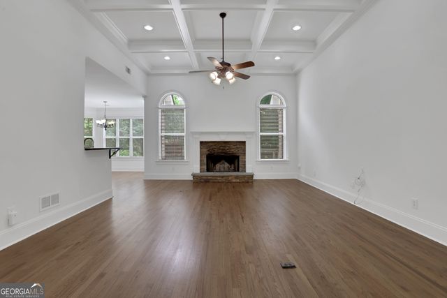 910 Windsor Creek Drive, Grayson, GA 30017