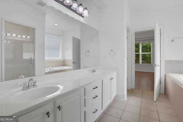 910 Windsor Creek Drive, Grayson, GA 30017