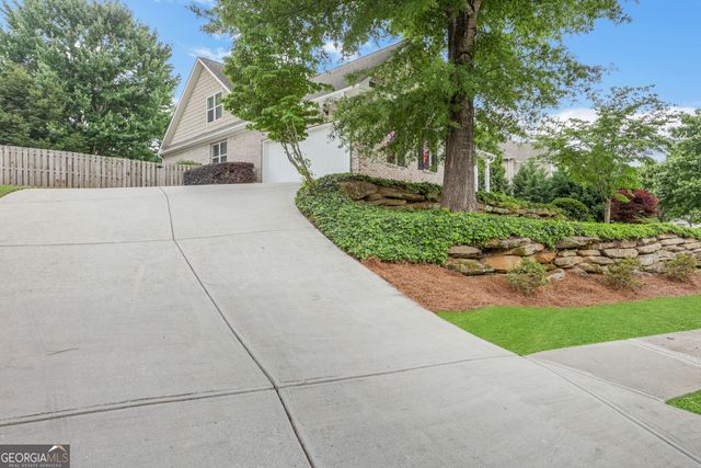 910 Windsor Creek Drive, Grayson, GA 30017