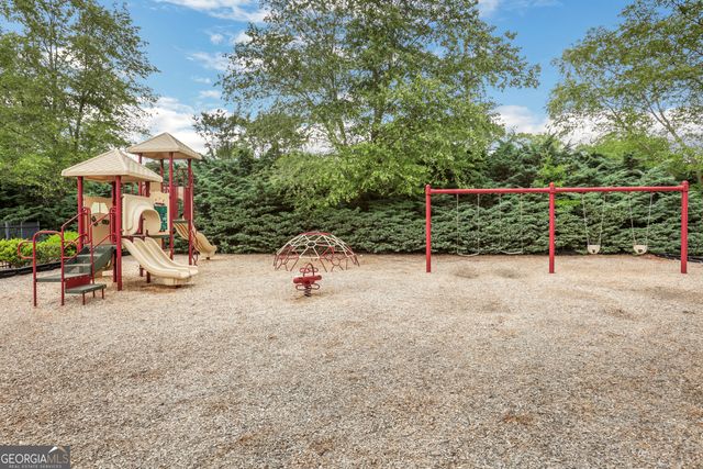 910 Windsor Creek Drive, Grayson, GA 30017