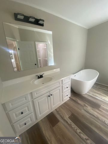 1621 Dukes Waddell Road, Woodbury, GA 30293