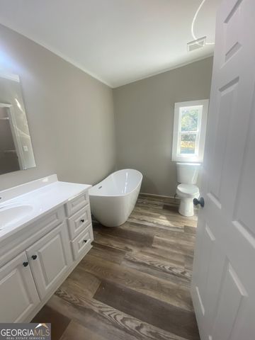 1621 Dukes Waddell Road, Woodbury, GA 30293