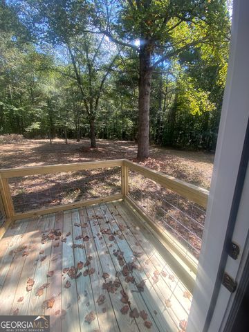 1621 Dukes Waddell Road, Woodbury, GA 30293