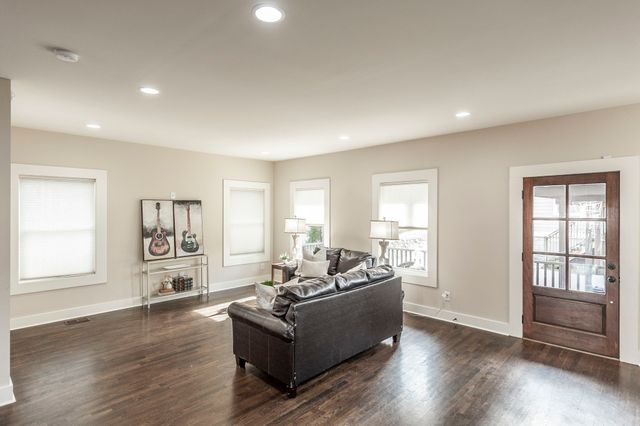 937B Spain Ave, Nashville, TN 37216