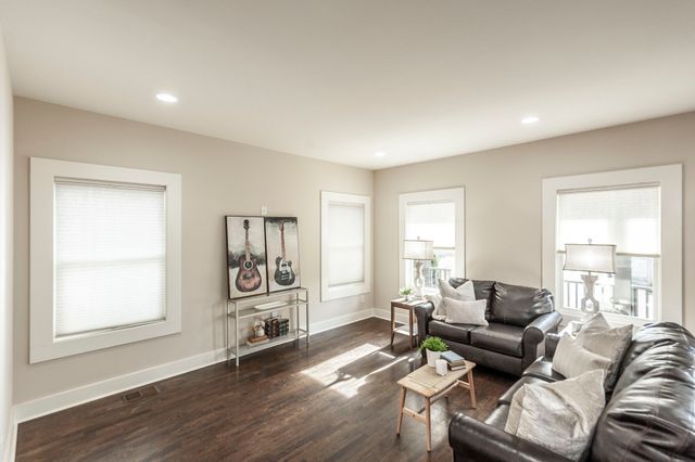 937B Spain Ave, Nashville, TN 37216