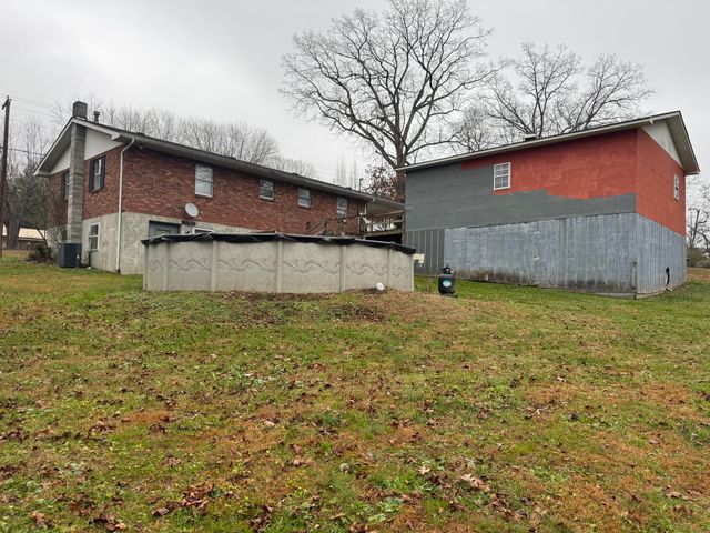 5676 State Highway 1651, Pine Knot, KY 42635