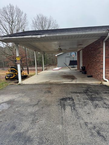 5676 State Highway 1651, Pine Knot, KY 42635