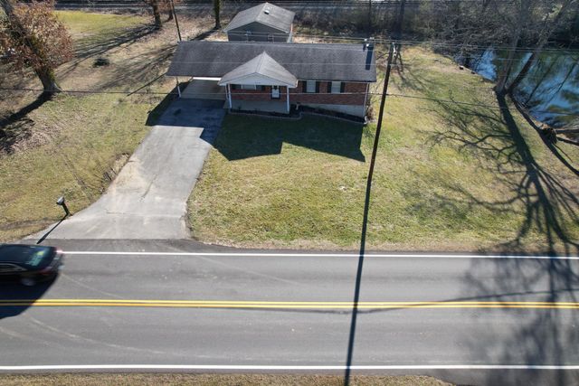 5676 State Highway 1651, Pine Knot, KY 42635