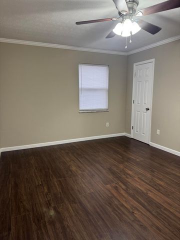 5676 State Highway 1651, Pine Knot, KY 42635