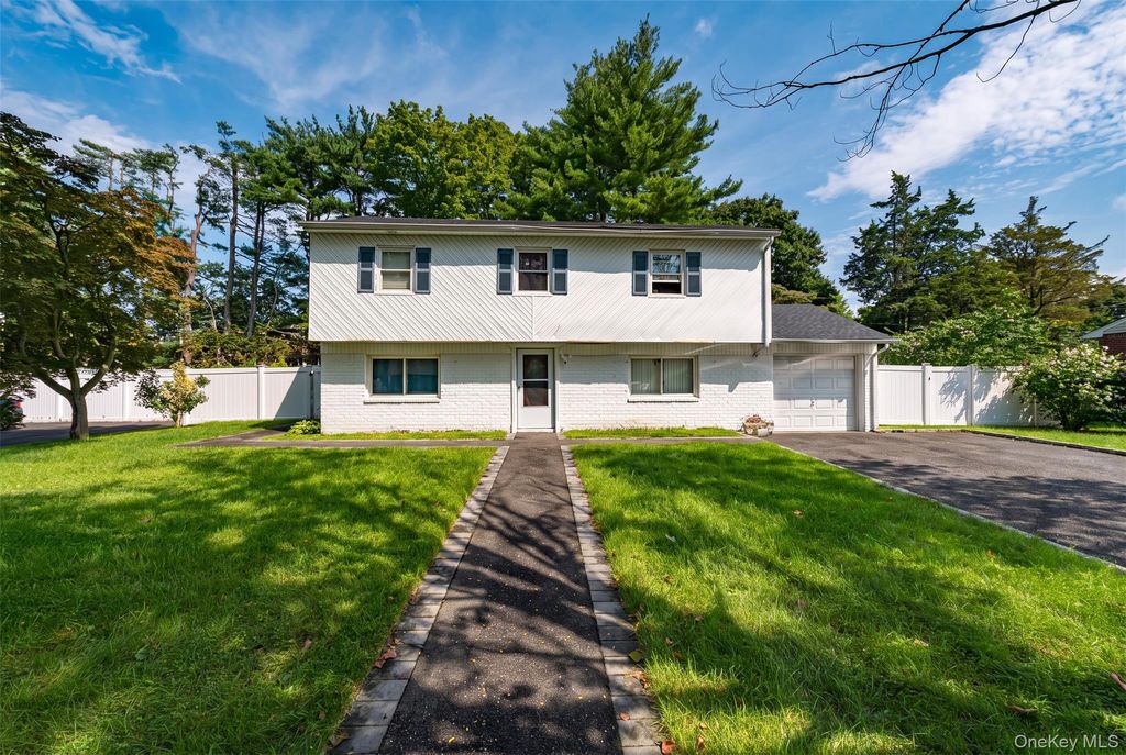 19 South Lane, Huntington, NY 11743 — exterior