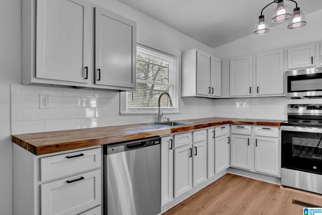 1209 ROSE LYNN LANE, Birmingham, AL 35215